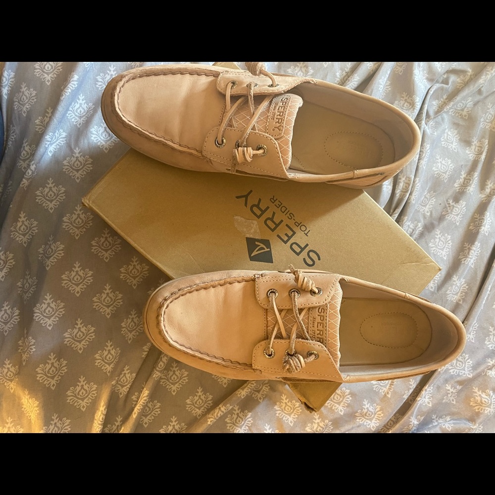 Pink sperrys - Picture 8 of 8